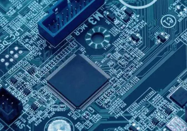 供應(yīng)電源管理-PMIC 芯片：包括電池管理、電壓基準(zhǔn)、LDO 穩(wěn)壓器、開關(guān)穩(wěn)壓器